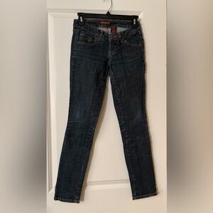 ~ZD Premium skinny jeans 
~Women’s size 3
~Dark blue